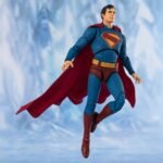 SUPERMAN FIGURA 16,5 CM SUPERMAN 2025 S.H. FIGUARTS - Imagen 2