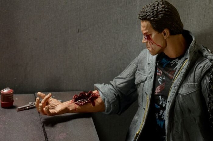 ULTIMATE T-800 TECH NOIR NECA - Imagen 2